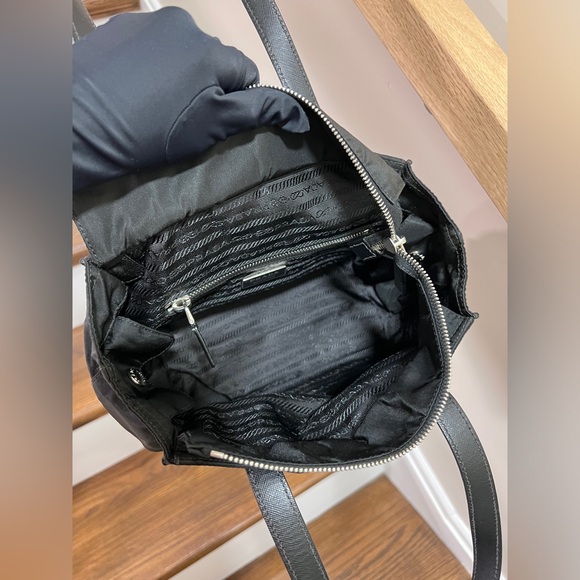 Vintage Prada tote bag - Picture 14 of 17